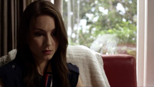 Pretty_Little_Liars_S03E06_BluRay_Rip_720p_Dual_Audio_WWW_TORRENTDOSFILMES_COM_1180.jpg