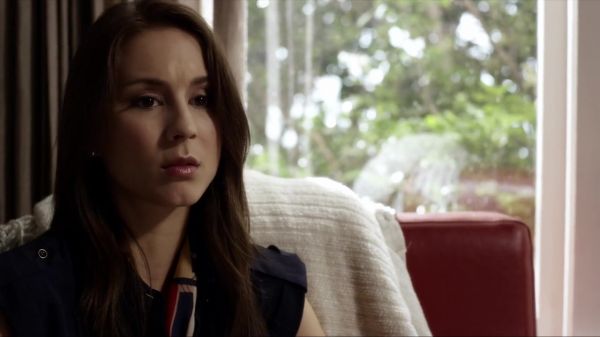 Pretty_Little_Liars_S03E06_BluRay_Rip_720p_Dual_Audio_WWW_TORRENTDOSFILMES_COM_1181.jpg