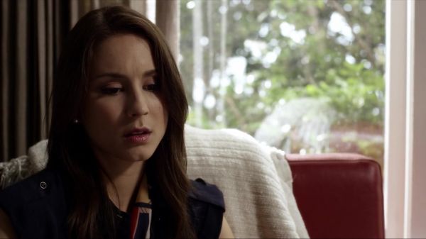 Pretty_Little_Liars_S03E06_BluRay_Rip_720p_Dual_Audio_WWW_TORRENTDOSFILMES_COM_1189.jpg