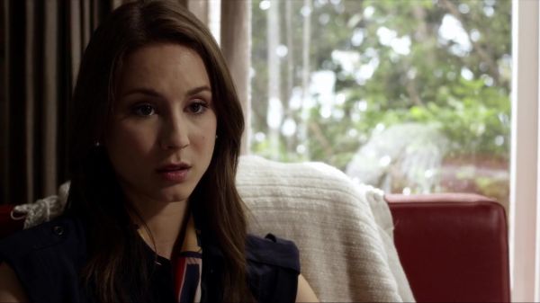 Pretty_Little_Liars_S03E06_BluRay_Rip_720p_Dual_Audio_WWW_TORRENTDOSFILMES_COM_1208.jpg