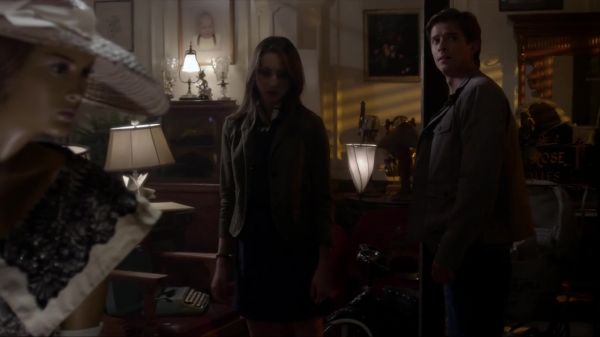 Pretty_Little_Liars_S03E06_BluRay_Rip_720p_Dual_Audio_WWW_TORRENTDOSFILMES_COM_1432.jpg