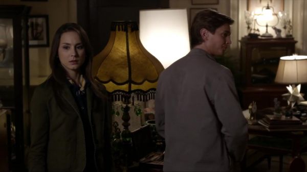 Pretty_Little_Liars_S03E06_BluRay_Rip_720p_Dual_Audio_WWW_TORRENTDOSFILMES_COM_1456.jpg