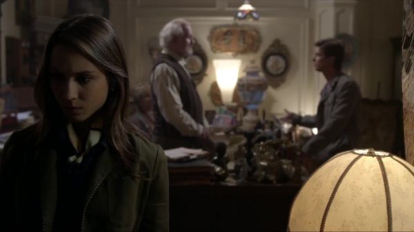Pretty_Little_Liars_S03E06_BluRay_Rip_720p_Dual_Audio_WWW_TORRENTDOSFILMES_COM_1477.jpg
