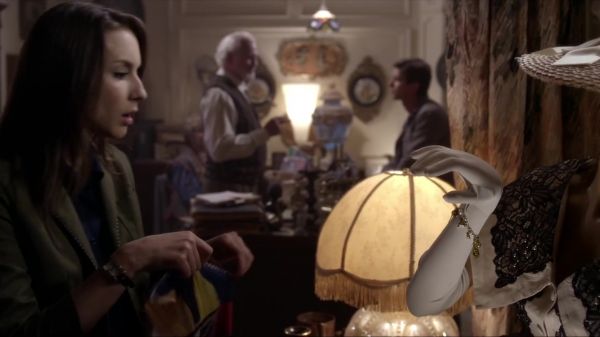 Pretty_Little_Liars_S03E06_BluRay_Rip_720p_Dual_Audio_WWW_TORRENTDOSFILMES_COM_1527.jpg