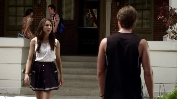 Pretty_Little_Liars_S03E07_BluRay_Rip_720p_Dual_Audio_WWW_TORRENTDOSFILMES_COM_0822.jpg