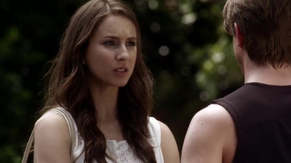 Pretty_Little_Liars_S03E07_BluRay_Rip_720p_Dual_Audio_WWW_TORRENTDOSFILMES_COM_0899.jpg