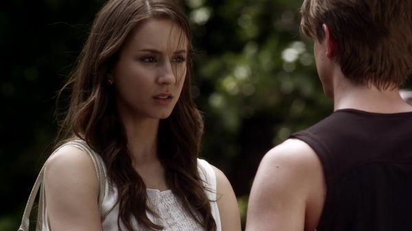 Pretty_Little_Liars_S03E07_BluRay_Rip_720p_Dual_Audio_WWW_TORRENTDOSFILMES_COM_0906.jpg