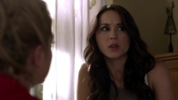 Pretty_Little_Liars_S03E08_BluRay_Rip_720p_Dual_Audio_WWW_TORRENTDOSFILMES_COM_0063.jpg