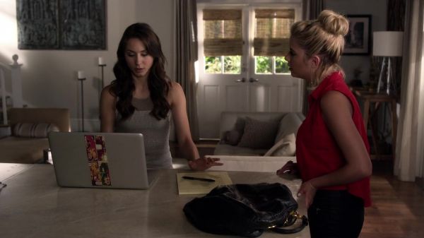 Pretty_Little_Liars_S03E08_BluRay_Rip_720p_Dual_Audio_WWW_TORRENTDOSFILMES_COM_0489.jpg