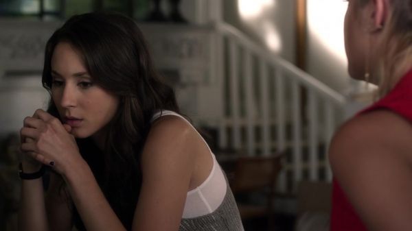 Pretty_Little_Liars_S03E08_BluRay_Rip_720p_Dual_Audio_WWW_TORRENTDOSFILMES_COM_0515.jpg