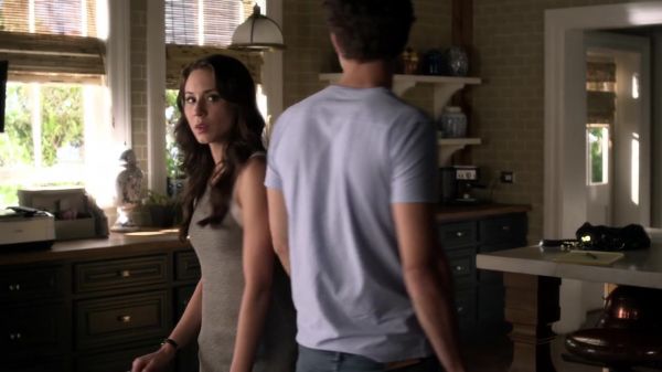 Pretty_Little_Liars_S03E08_BluRay_Rip_720p_Dual_Audio_WWW_TORRENTDOSFILMES_COM_0573.jpg