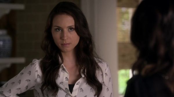 Pretty_Little_Liars_S03E08_BluRay_Rip_720p_Dual_Audio_WWW_TORRENTDOSFILMES_COM_0994.jpg