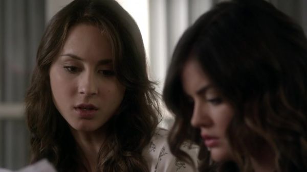 Pretty_Little_Liars_S03E08_BluRay_Rip_720p_Dual_Audio_WWW_TORRENTDOSFILMES_COM_1160.jpg