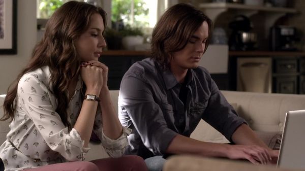 Pretty_Little_Liars_S03E08_BluRay_Rip_720p_Dual_Audio_WWW_TORRENTDOSFILMES_COM_1424.jpg