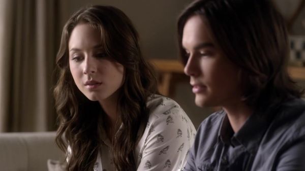 Pretty_Little_Liars_S03E08_BluRay_Rip_720p_Dual_Audio_WWW_TORRENTDOSFILMES_COM_1434.jpg