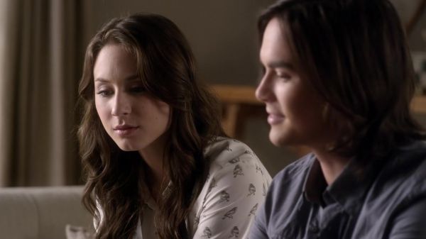Pretty_Little_Liars_S03E08_BluRay_Rip_720p_Dual_Audio_WWW_TORRENTDOSFILMES_COM_1436.jpg