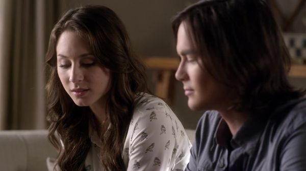 Pretty_Little_Liars_S03E08_BluRay_Rip_720p_Dual_Audio_WWW_TORRENTDOSFILMES_COM_1446.jpg