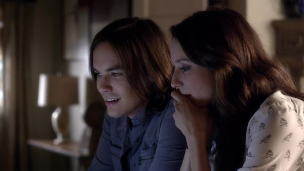 Pretty_Little_Liars_S03E08_BluRay_Rip_720p_Dual_Audio_WWW_TORRENTDOSFILMES_COM_1585.jpg