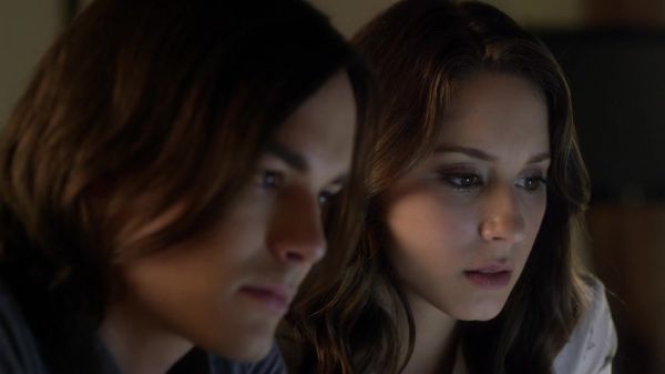Pretty_Little_Liars_S03E08_BluRay_Rip_720p_Dual_Audio_WWW_TORRENTDOSFILMES_COM_1600.jpg