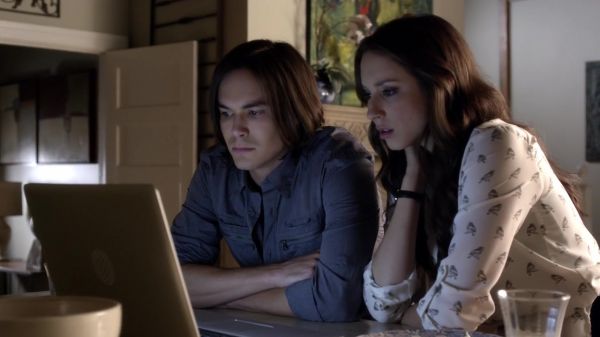 Pretty_Little_Liars_S03E08_BluRay_Rip_720p_Dual_Audio_WWW_TORRENTDOSFILMES_COM_1611.jpg