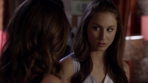 Pretty_Little_Liars_S03E09_BluRay_Rip_720p_Dual_Audio_WWW_TORRENTDOSFILMES_COM_0063.jpg