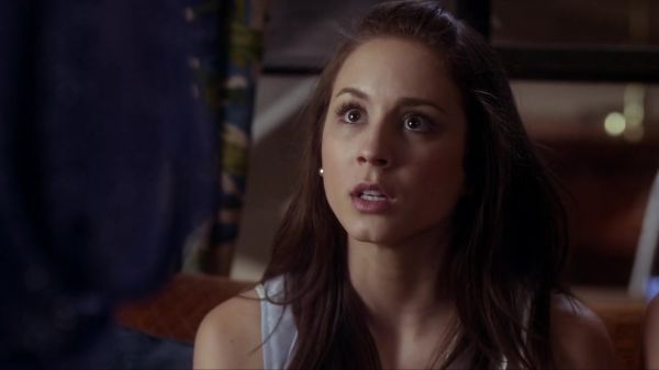 Pretty_Little_Liars_S03E09_BluRay_Rip_720p_Dual_Audio_WWW_TORRENTDOSFILMES_COM_0184.jpg