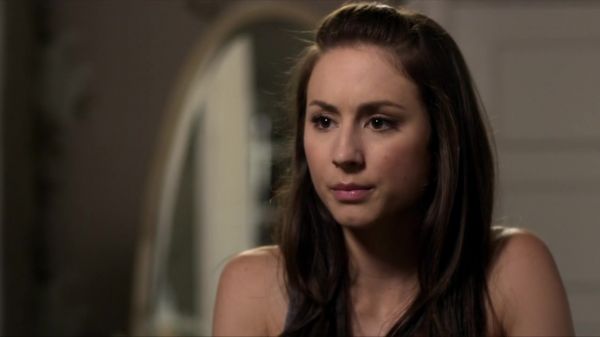Pretty_Little_Liars_S03E09_BluRay_Rip_720p_Dual_Audio_WWW_TORRENTDOSFILMES_COM_0827.jpg