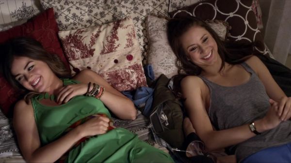 Pretty_Little_Liars_S03E09_BluRay_Rip_720p_Dual_Audio_WWW_TORRENTDOSFILMES_COM_0924.jpg