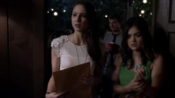 Pretty_Little_Liars_S03E09_BluRay_Rip_720p_Dual_Audio_WWW_TORRENTDOSFILMES_COM_1026.jpg