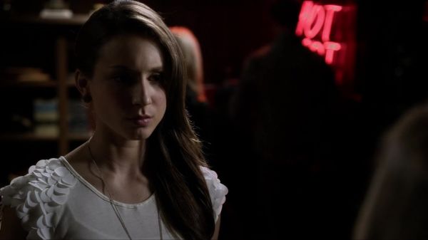Pretty_Little_Liars_S03E09_BluRay_Rip_720p_Dual_Audio_WWW_TORRENTDOSFILMES_COM_1745.jpg