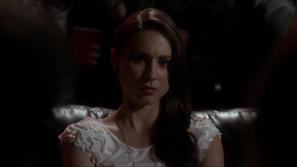 Pretty_Little_Liars_S03E09_BluRay_Rip_720p_Dual_Audio_WWW_TORRENTDOSFILMES_COM_1808.jpg