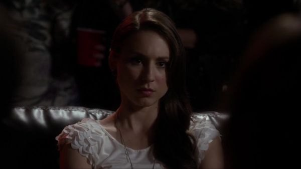 Pretty_Little_Liars_S03E09_BluRay_Rip_720p_Dual_Audio_WWW_TORRENTDOSFILMES_COM_1809.jpg