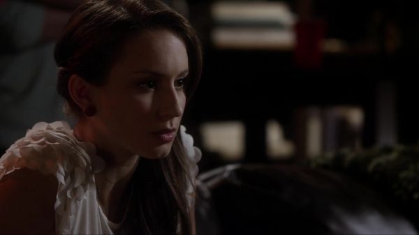 Pretty_Little_Liars_S03E09_BluRay_Rip_720p_Dual_Audio_WWW_TORRENTDOSFILMES_COM_1834.jpg