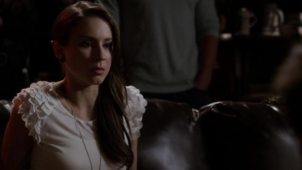 Pretty_Little_Liars_S03E09_BluRay_Rip_720p_Dual_Audio_WWW_TORRENTDOSFILMES_COM_1852.jpg