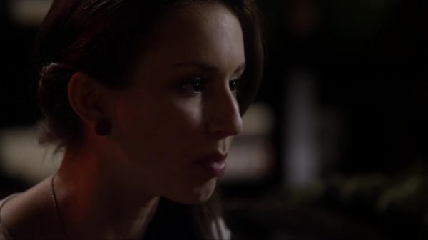 Pretty_Little_Liars_S03E09_BluRay_Rip_720p_Dual_Audio_WWW_TORRENTDOSFILMES_COM_1859.jpg