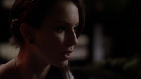 Pretty_Little_Liars_S03E09_BluRay_Rip_720p_Dual_Audio_WWW_TORRENTDOSFILMES_COM_1862.jpg