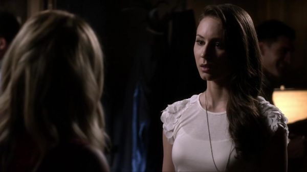 Pretty_Little_Liars_S03E09_BluRay_Rip_720p_Dual_Audio_WWW_TORRENTDOSFILMES_COM_1984.jpg