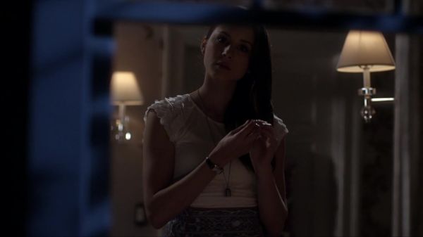 Pretty_Little_Liars_S03E09_BluRay_Rip_720p_Dual_Audio_WWW_TORRENTDOSFILMES_COM_2501.jpg