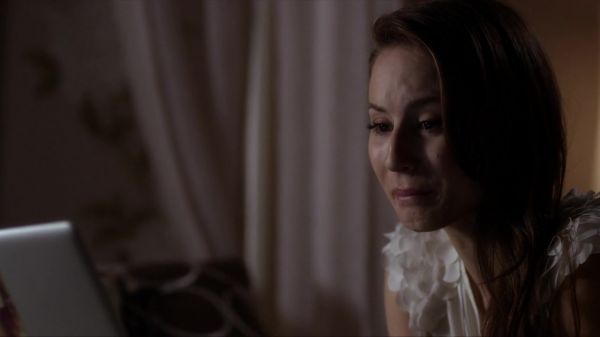 Pretty_Little_Liars_S03E09_BluRay_Rip_720p_Dual_Audio_WWW_TORRENTDOSFILMES_COM_2573.jpg