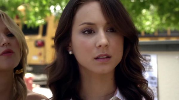 Pretty_Little_Liars_S03E11_BluRay_Rip_720p_Dual_Audio_WWW_TORRENTDOSFILMES_COM_0555.jpg