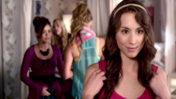 Pretty_Little_Liars_S03E11_BluRay_Rip_720p_Dual_Audio_WWW_TORRENTDOSFILMES_COM_0561.jpg