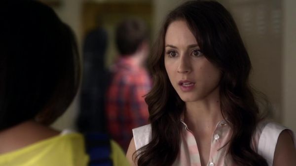 Pretty_Little_Liars_S03E11_BluRay_Rip_720p_Dual_Audio_WWW_TORRENTDOSFILMES_COM_0881.jpg