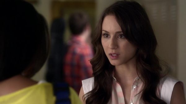 Pretty_Little_Liars_S03E11_BluRay_Rip_720p_Dual_Audio_WWW_TORRENTDOSFILMES_COM_0882.jpg