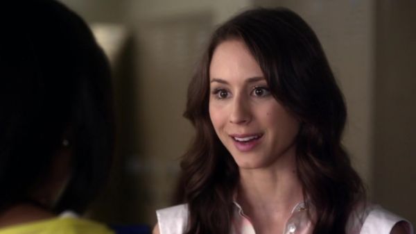 Pretty_Little_Liars_S03E11_BluRay_Rip_720p_Dual_Audio_WWW_TORRENTDOSFILMES_COM_0910.jpg