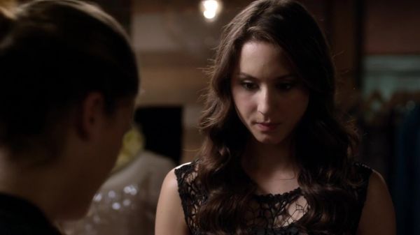 Pretty_Little_Liars_S03E11_BluRay_Rip_720p_Dual_Audio_WWW_TORRENTDOSFILMES_COM_1955.jpg