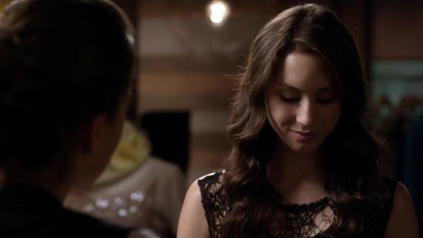 Pretty_Little_Liars_S03E11_BluRay_Rip_720p_Dual_Audio_WWW_TORRENTDOSFILMES_COM_1966.jpg