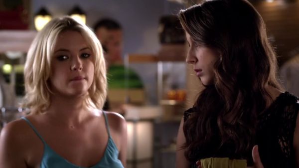 Pretty_Little_Liars_S03E11_BluRay_Rip_720p_Dual_Audio_WWW_TORRENTDOSFILMES_COM_2098.jpg