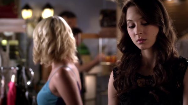 Pretty_Little_Liars_S03E11_BluRay_Rip_720p_Dual_Audio_WWW_TORRENTDOSFILMES_COM_2099.jpg