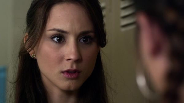 Pretty_Little_Liars_S03E12_BluRay_Rip_720p_Dual_Audio_WWW_TORRENTDOSFILMES_COM_0450.jpg
