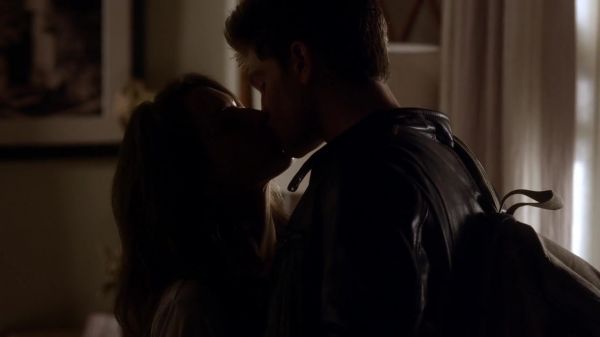 Pretty_Little_Liars_S03E12_BluRay_Rip_720p_Dual_Audio_WWW_TORRENTDOSFILMES_COM_1443.jpg